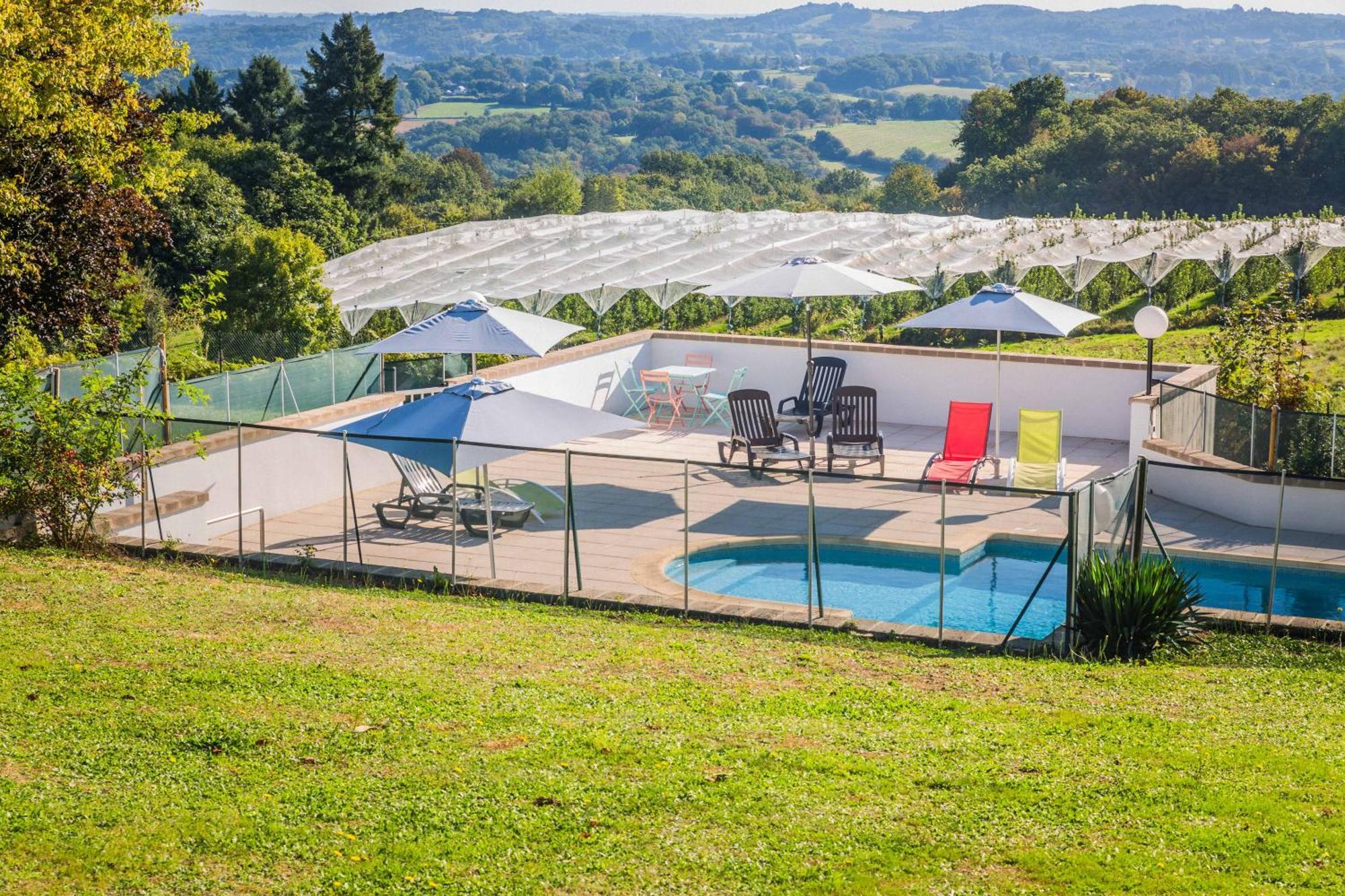 Hotel Relais Du Bas Limousin Sadroc Esterno foto